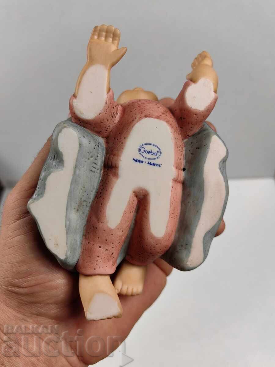 Delivery of GOEBEL COLLECTOR'S PORCELAIN FIGURE MARKED Delivery of GOEBEL COLLECTOR'S PORCELAIN FIGURE MARKED