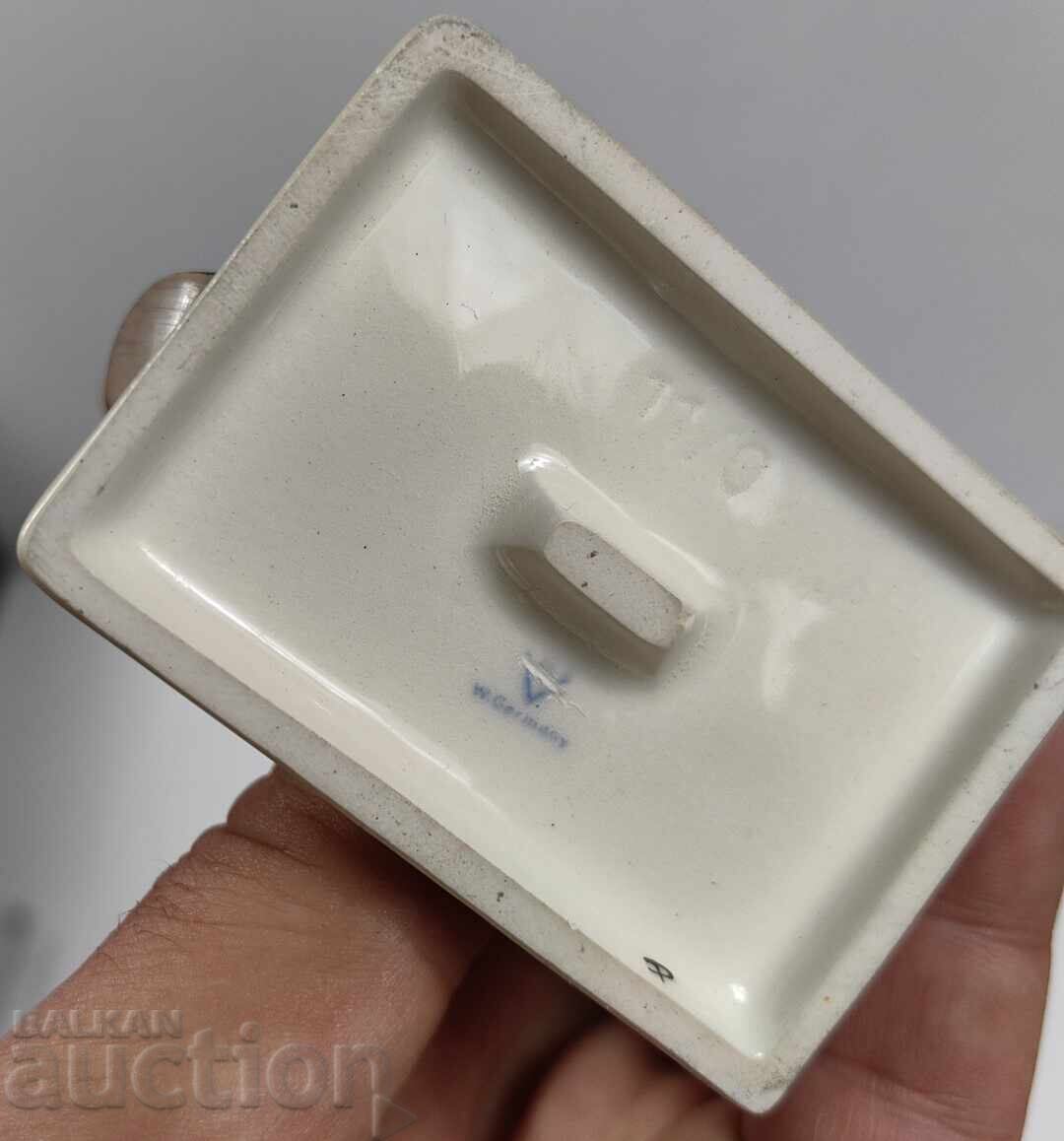 GOEBEL COLLECTOR'S PORCELAIN FIGURE MARKED - 6