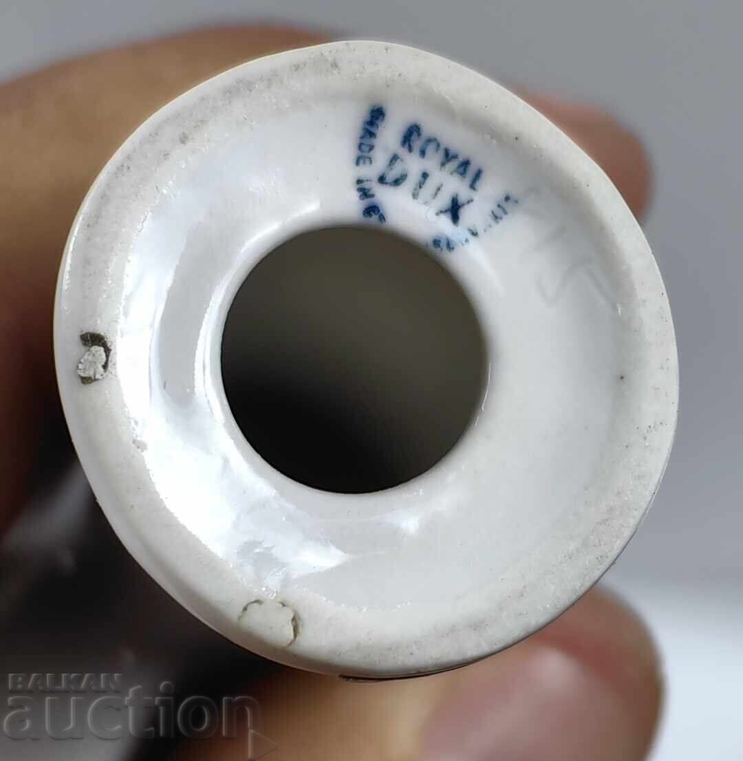 Auction  BOHEMIA ROYAL DUX BIRD PORCELAIN FIGURE MARKED