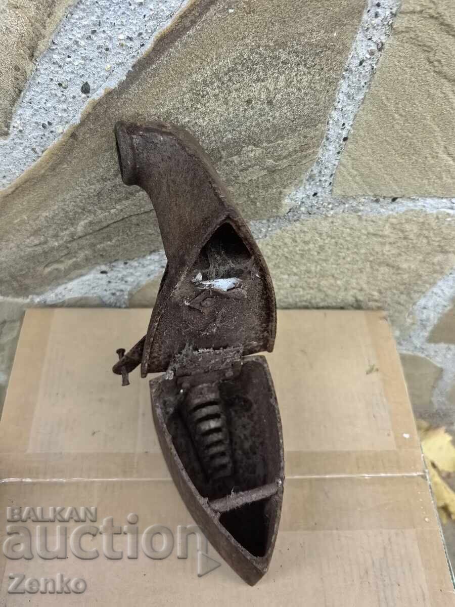 Fier de călcat vechi pe cărbune - Wehrmacht - 7