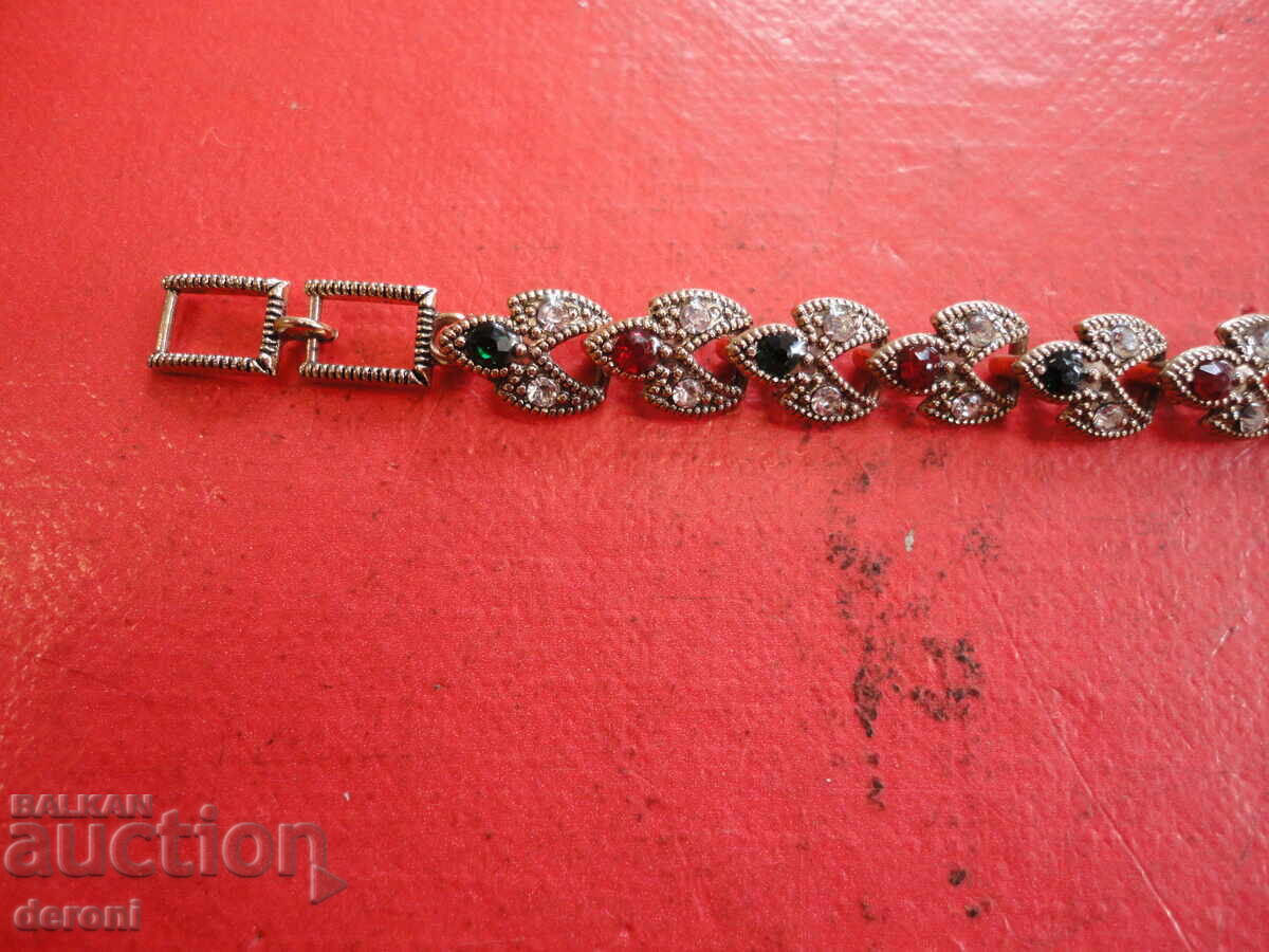 Παράδοση Επιχρυσωμένο βραχιόλι με πέτρες Παράδοση Επιχρυσωμένο βραχιόλι με πέτρες