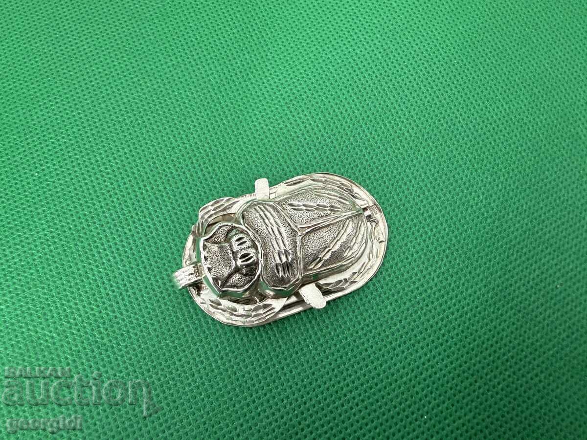 Ασημένιο μενταγιόν σκαραβαίος / σκαθάρι. №7437 με τιμή 160.00 BGN | € 81.81 Ασημένιο μενταγιόν σκαραβαίος / σκαθάρι. №7437 με τιμή 160.00 BGN | € 81.81