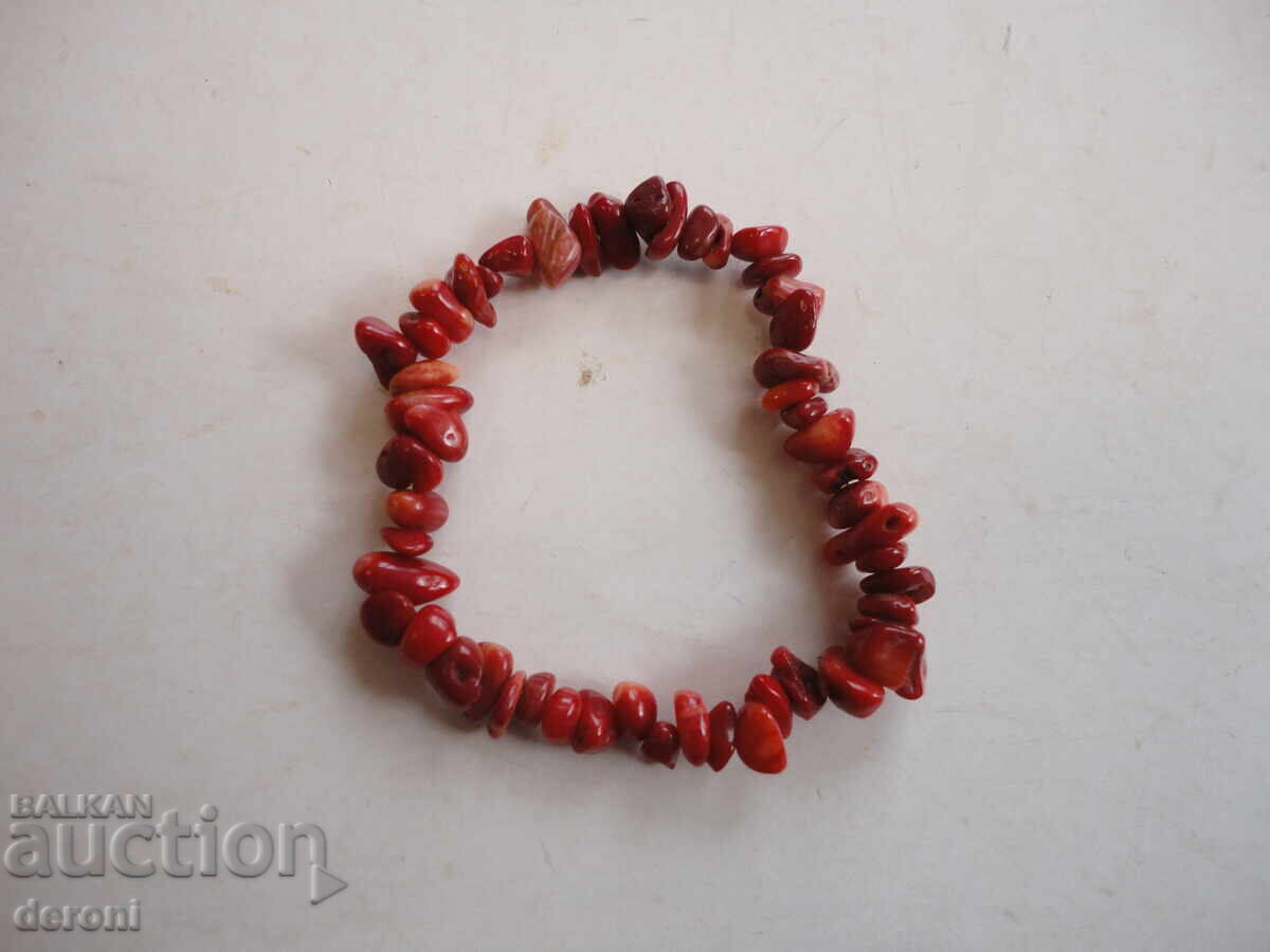 Доставка на Страхотна гривна от естествен корал Доставка на Страхотна гривна от естествен корал