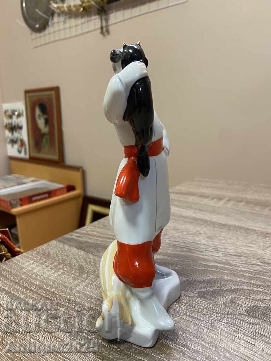 Δημοπρασία Kozak Vakula με τον διάβολο - πορσελάνινο ειδώλιο του Κιέβου ΕΚKHZ