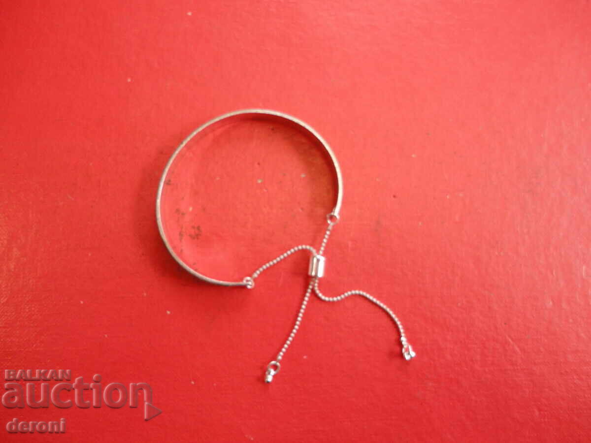 Attractive bracelet with price 10.00 BGN | € 5.11