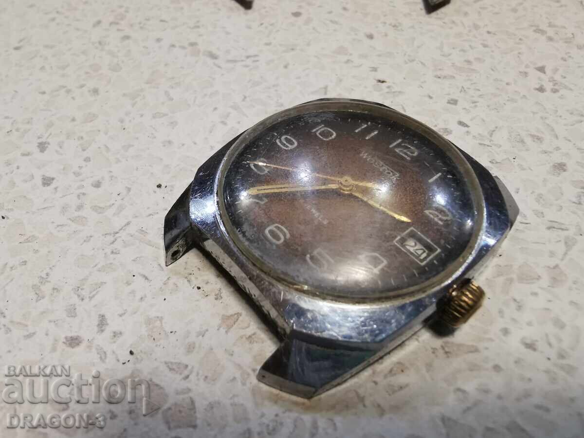 EST cu preț 19.00 BGN | € 9.71