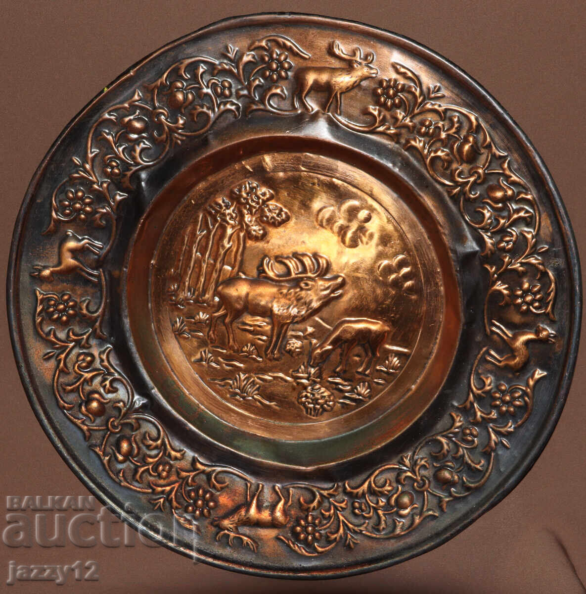 Panou din cupru, farfurie, decorațiune de perete, motive de vânătoare cu preț 170.00 BGN | € 86.92