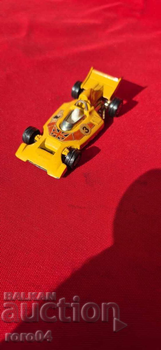 GORGI JUNIORS - PILOT DE FORMULA I - 1969 g