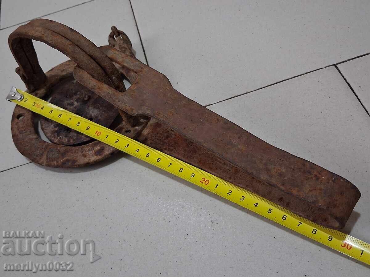 Old hand forged trap, wrought iron - 6