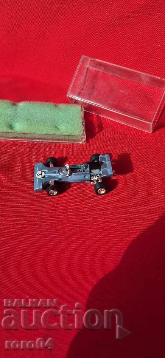 Schuco MODEL Nr. 306 863 - FORD FORMEL 1 - 1970 g Schuco MODEL Nr. 306 863 - FORD FORMEL 1 - 1970 g