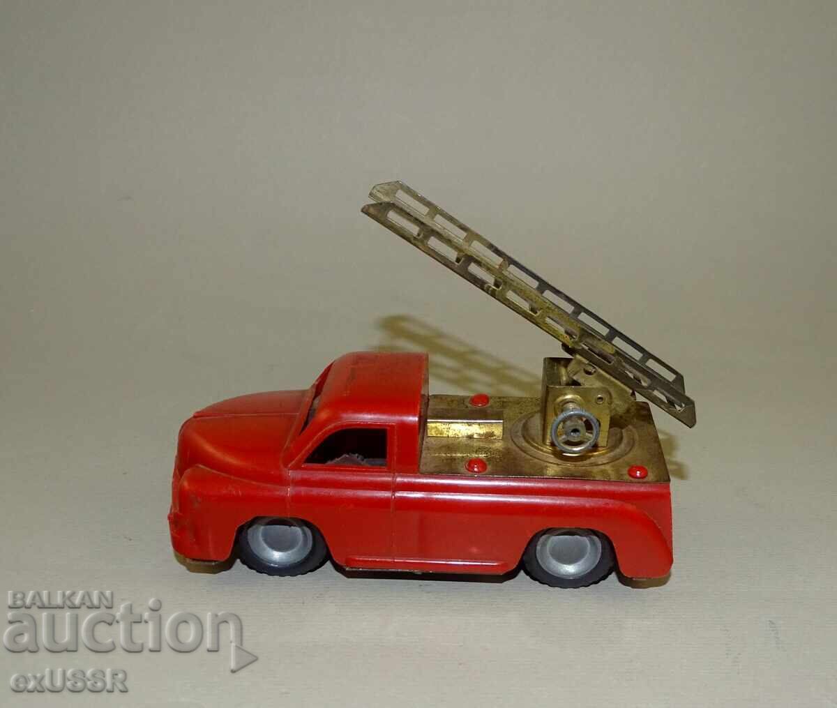 Παλιό Παιδικό Φορτηγό Πυροσβεστικό Όχημα Ουγγαρία 70s με τιμή 75.00 BGN | € 38.35