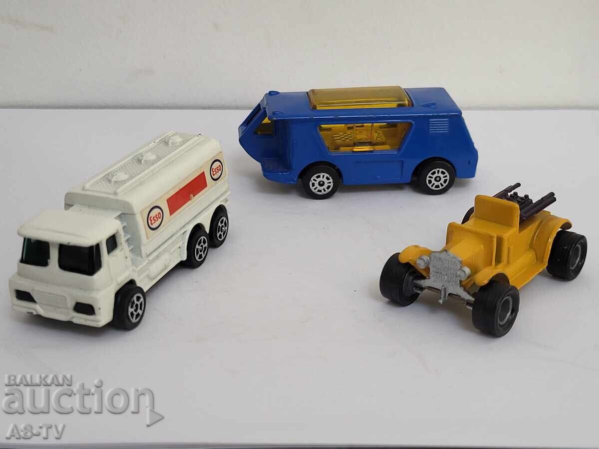 Метални колички Метални колички