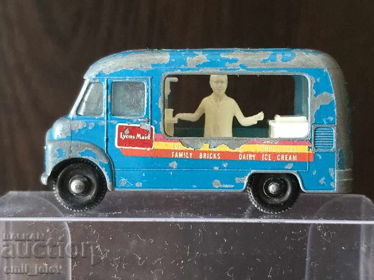 LESNEY MATCHBOX - 47B Ice Cream Canteen 1963-1967 with price 9.99 BGN | € 5.11