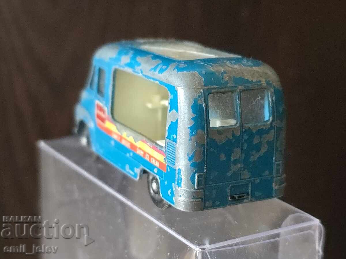 Delivery of LESNEY MATCHBOX - 47B Ice Cream Canteen 1963-1967