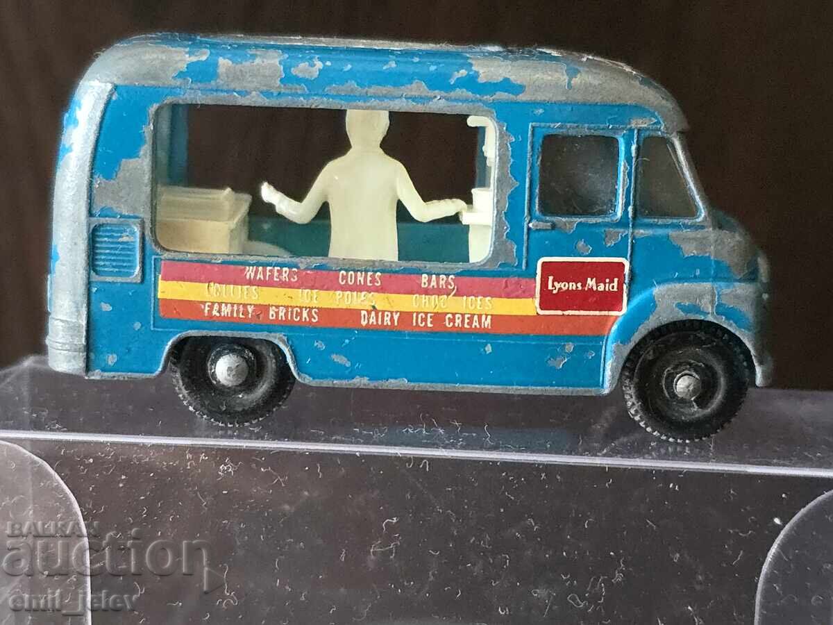 LESNEY MATCHBOX - 47B Ice Cream Canteen 1963-1967