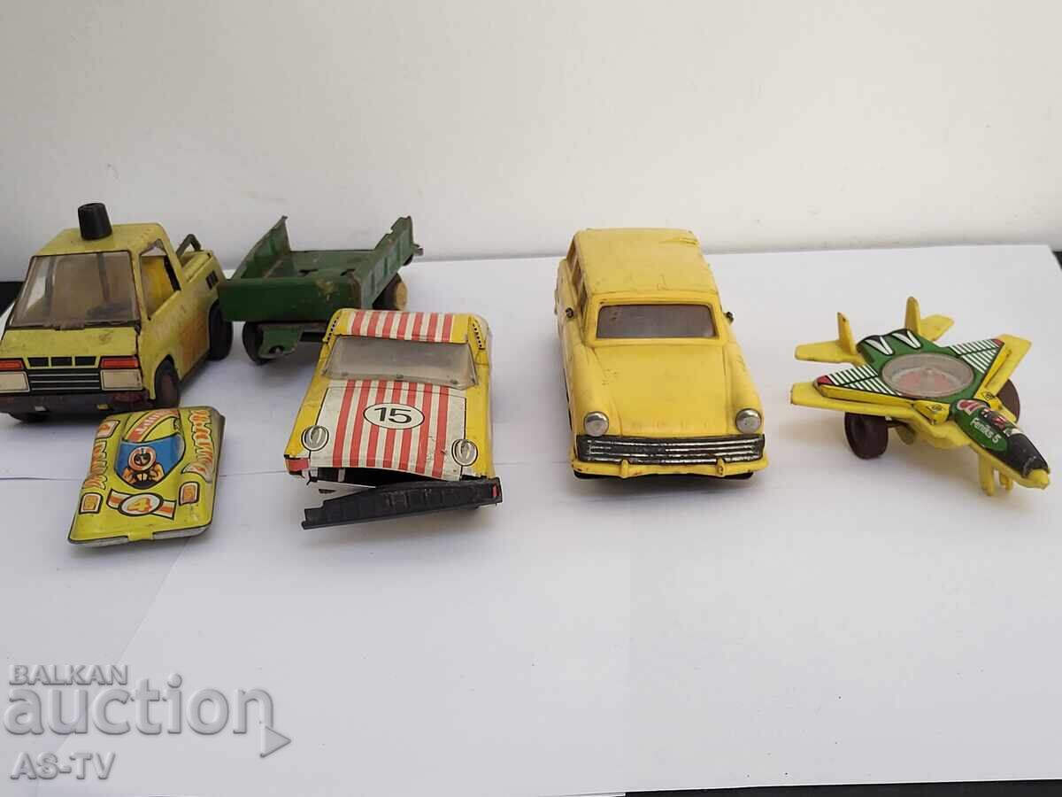 Доставка на Лот играчки