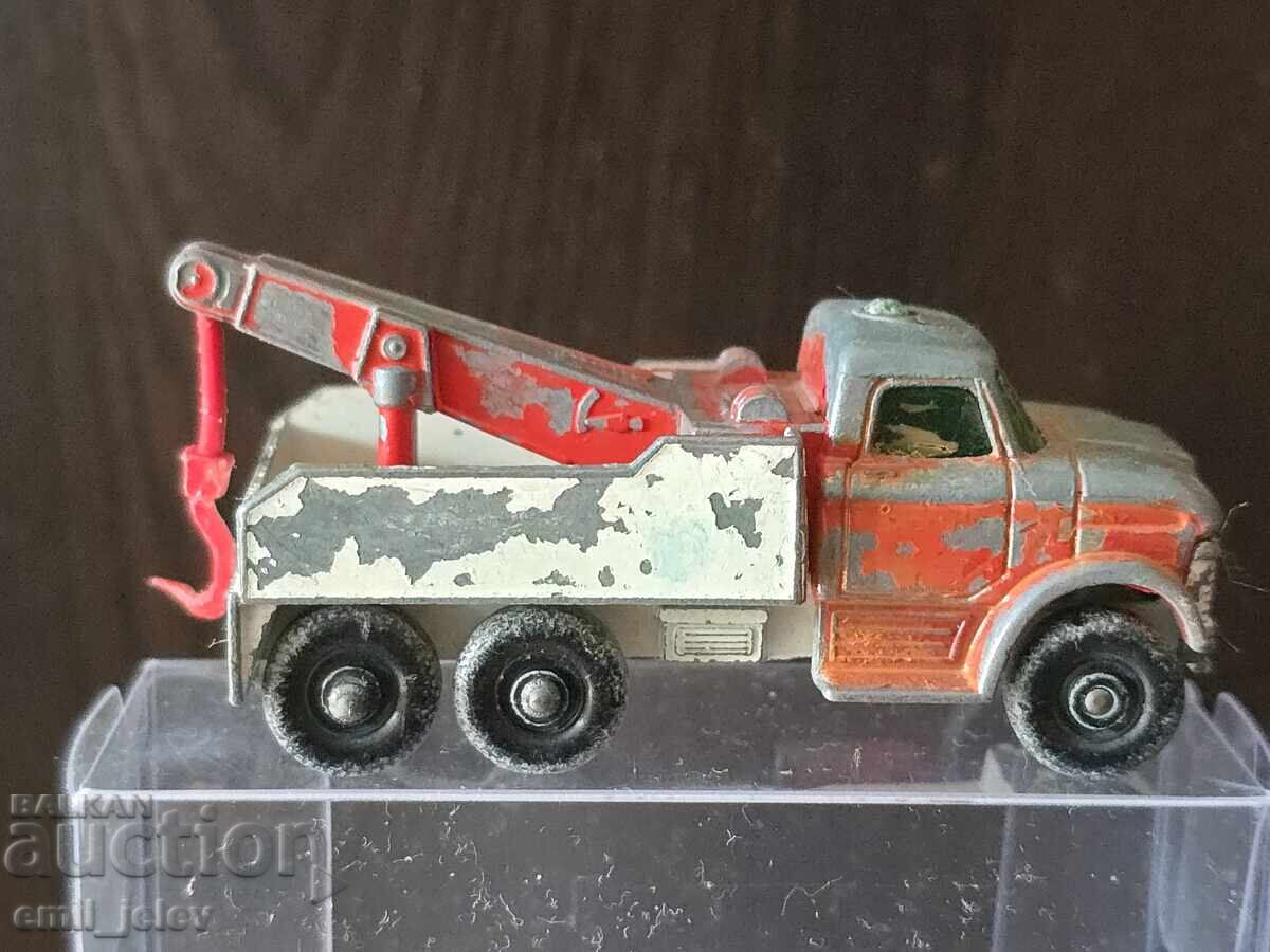 LESNEY Matchbox - 71C Ford Wreck Truck 1968-1969 with price 9.99 BGN | € 5.11