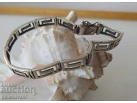 Brățară veche cu motiv de cheie grecească antică