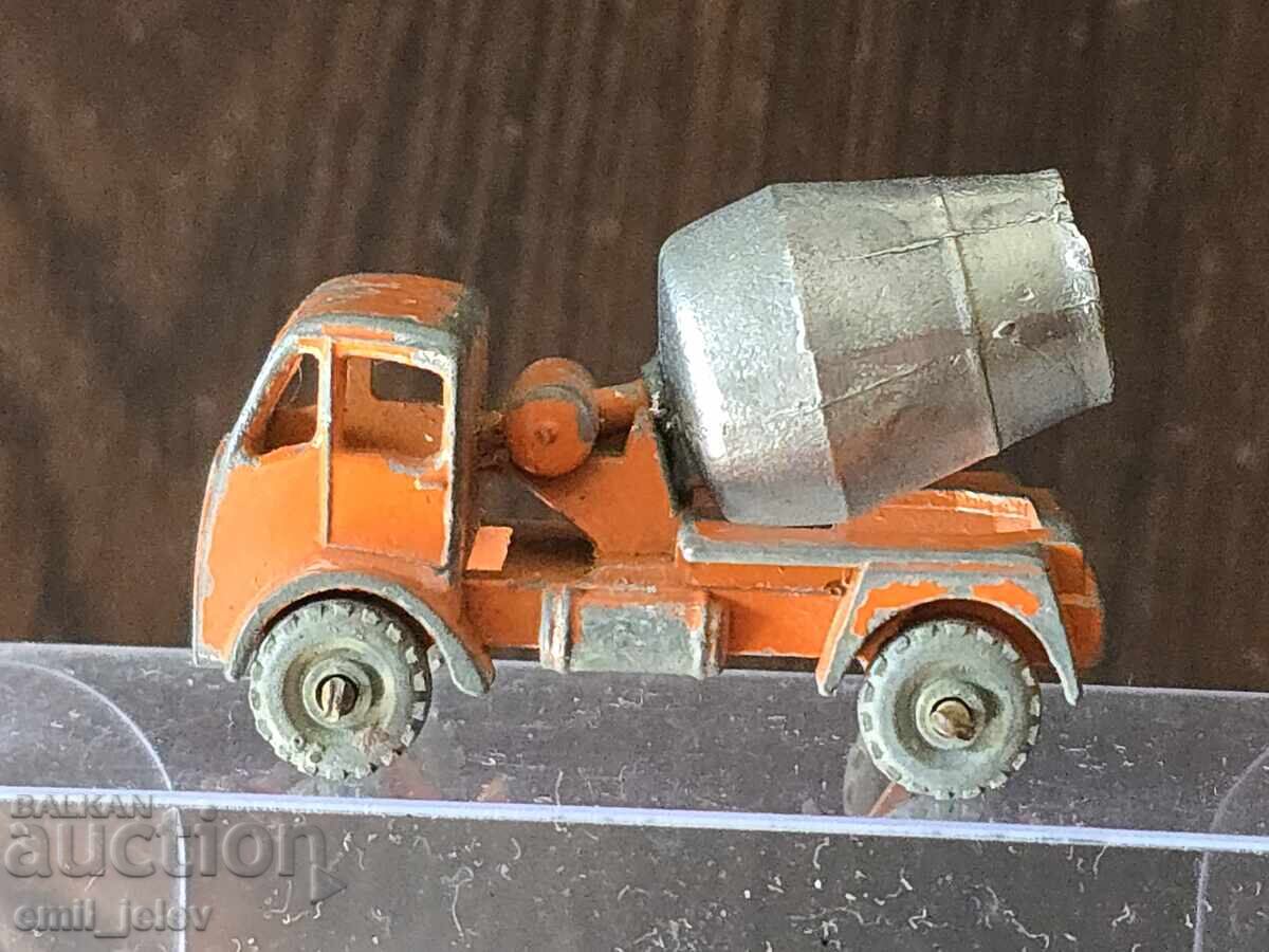 LESNEY Matchbox-26A ERF Cement Mixer 1956-1961 LESNEY Matchbox-26A ERF Cement Mixer 1956-1961