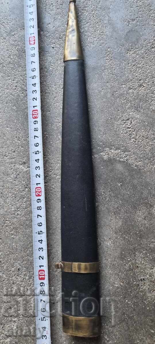 Delivery of Old kama with horn features Delivery of Old kama with horn features