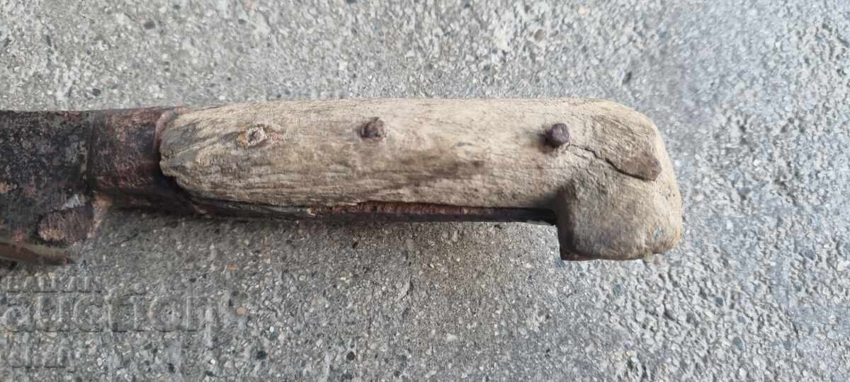 Παλιό καραγκούλιακ. Μαχαίρι με τιμή 320.00 BGN | € 163.61