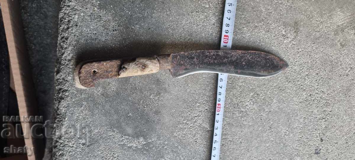 Παράδοση Παλιό καραγκούλιακ. Μαχαίρι