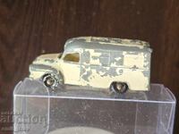 LESNEY Matchbox-14C Lomas Ambulance 1962-1967
