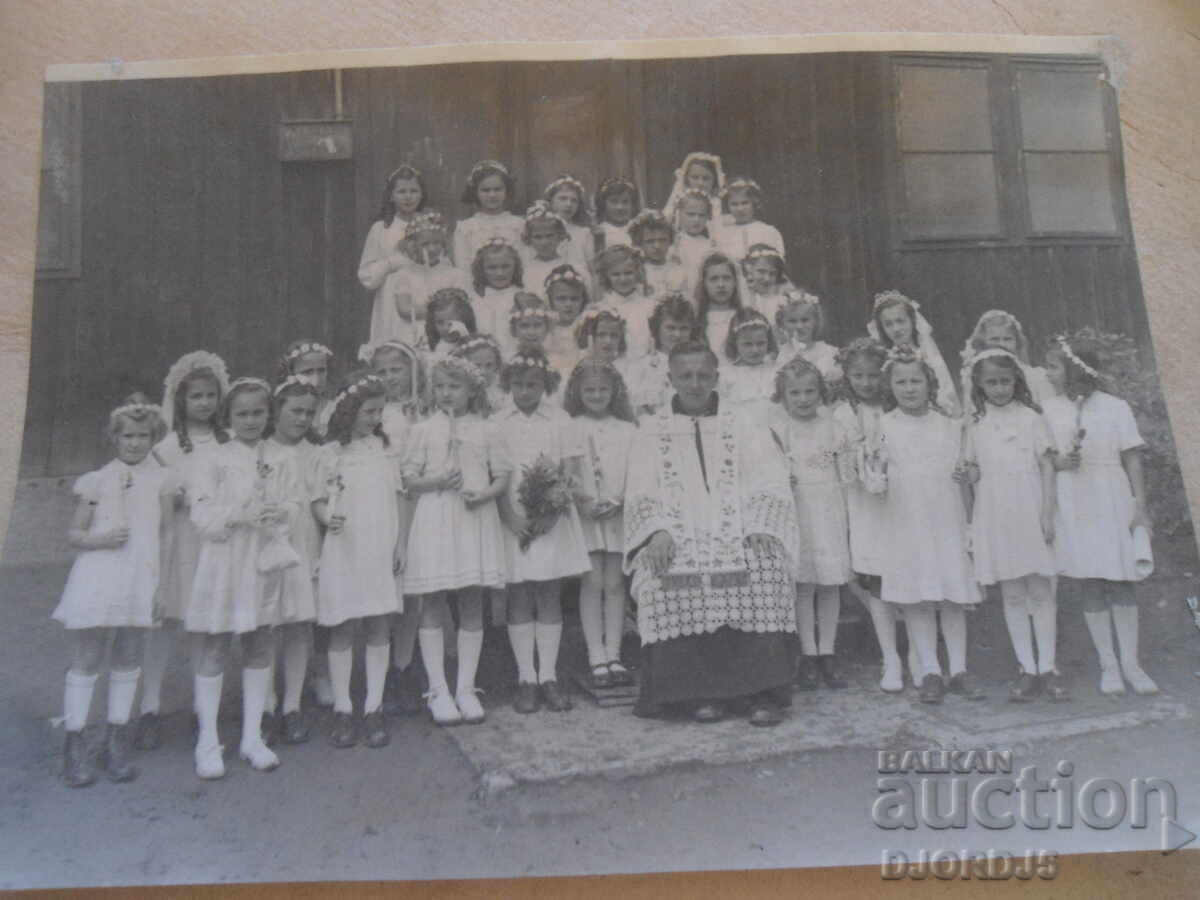 Old photo, cardboard Old photo, cardboard