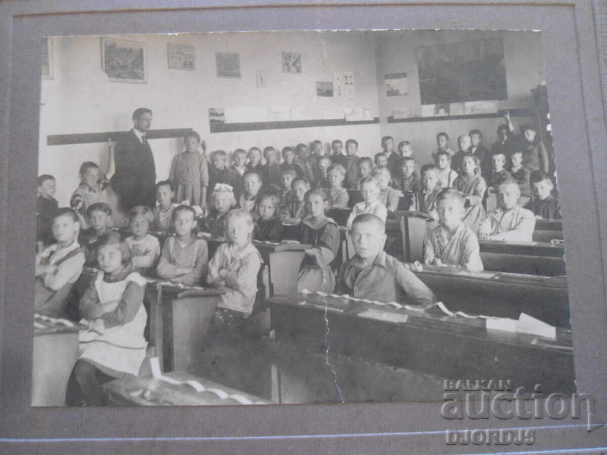 Old photo, cardboard