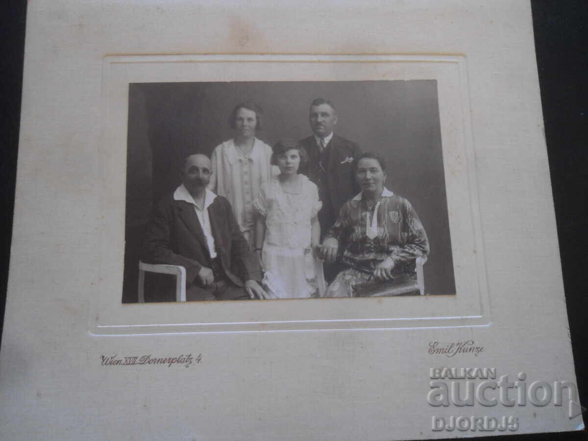 Old photo, cardboard with price 7.00 BGN | € 3.58 Old photo, cardboard with price 7.00 BGN | € 3.58