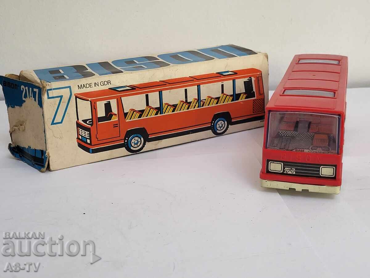 Δημοπρασία Παλιό παιχνίδι GDR ράλις Bison