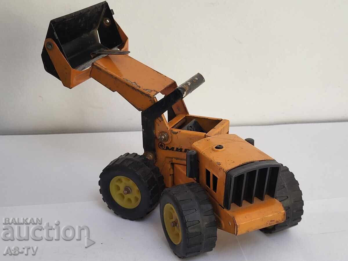 Παλιό μεταλλικό βουλγαρικό παιχνίδι Μιρ με τιμή 60.00 BGN | € 30.68