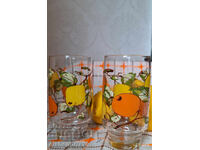 Pahare vintage din sticlă pentru suc