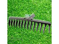 Trowel / Rake / 14 teeth / 36 cm