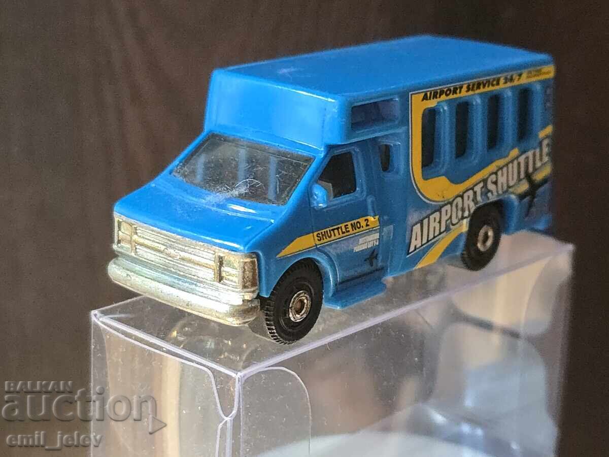 Auction  MATCHBOX - CHEVY TRANSPORT BUS TM GM No-MB 372