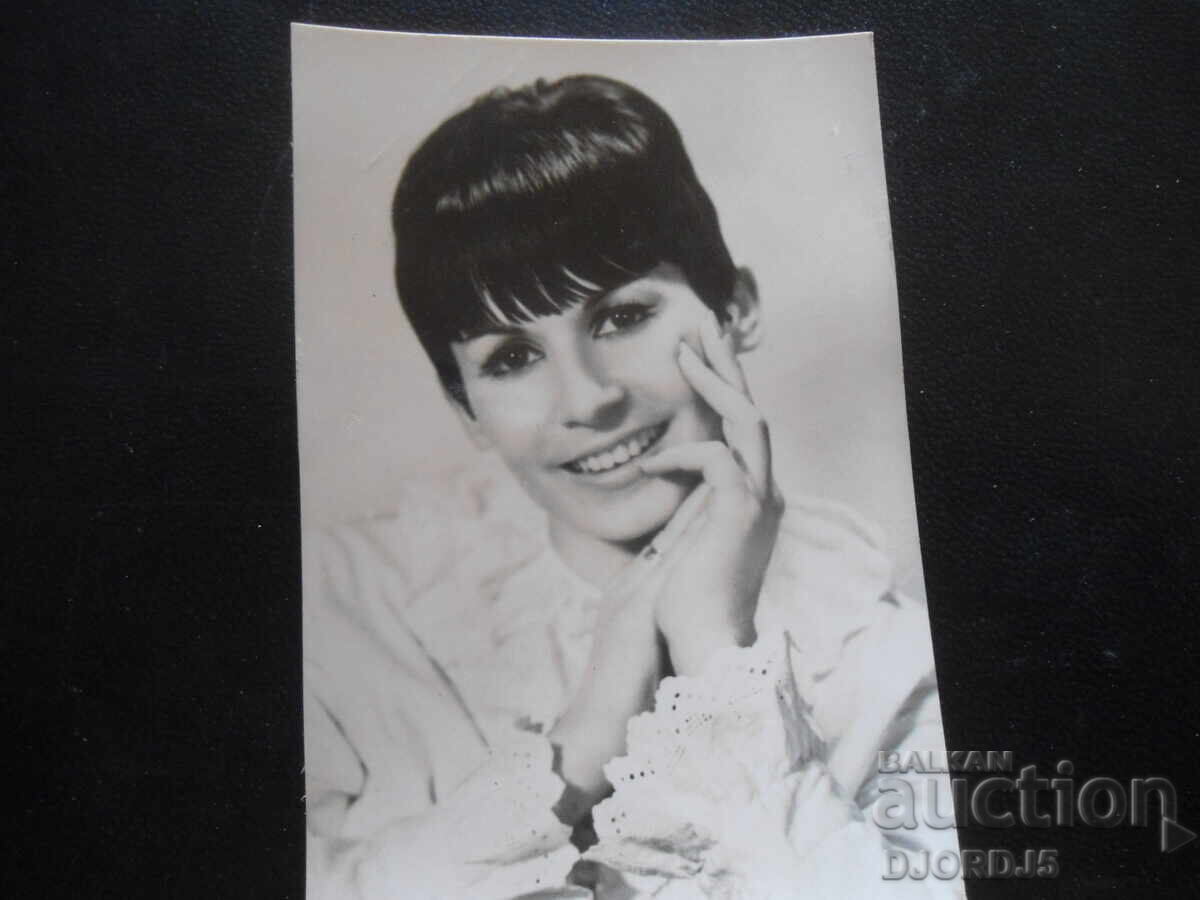 з.а. Лили Иванова, Стара снимка