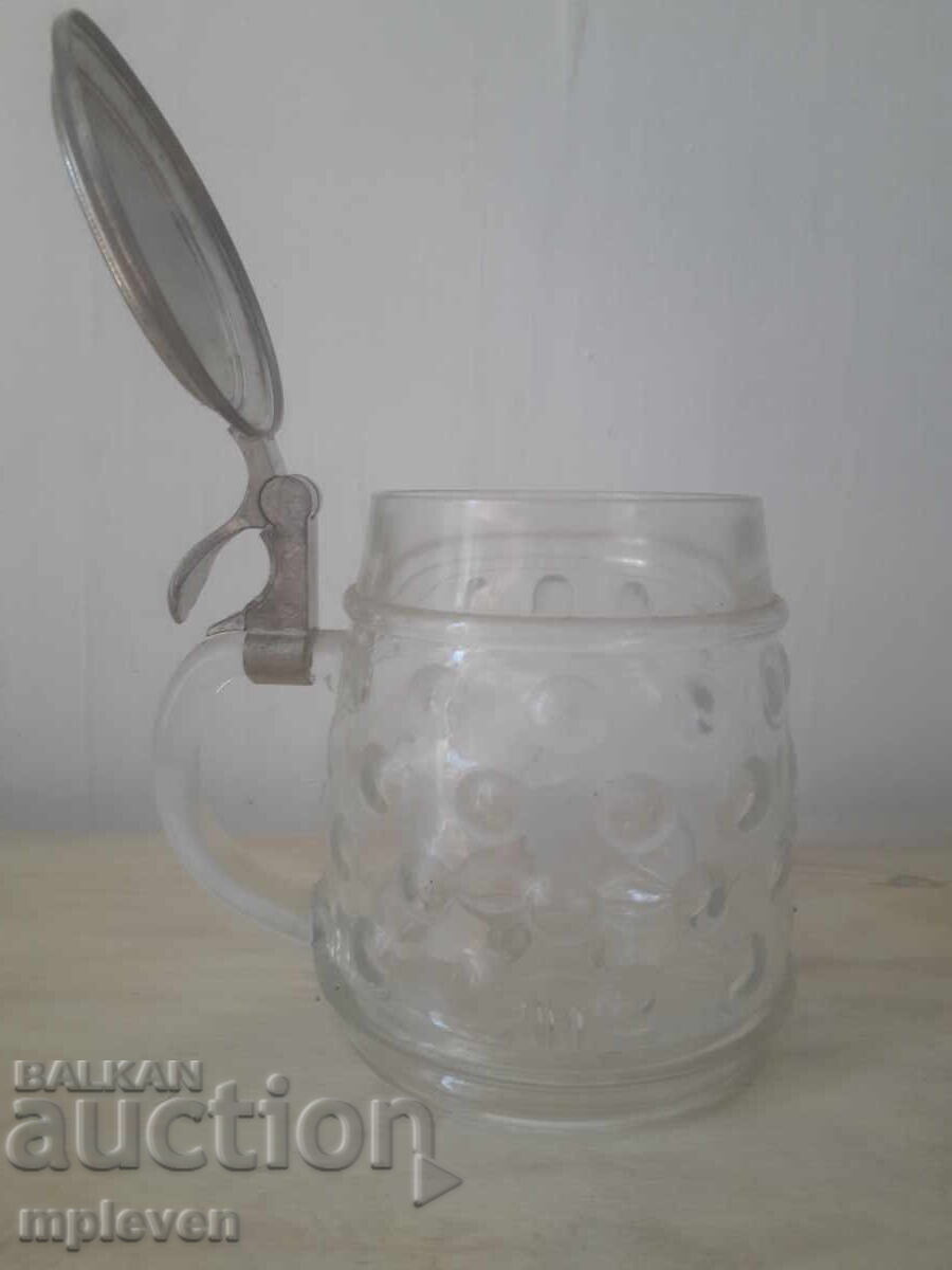 Cană de bere BMF cu preț 10.80 BGN | € 5.52