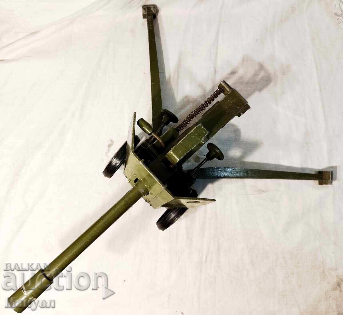 Livrarea Jucărie metalică, tun, D44, Al Doilea Război Mondial, Rusia, funcțională Livrarea Jucărie metalică, tun, D44, Al Doilea Război Mondial, Rusia, funcțională