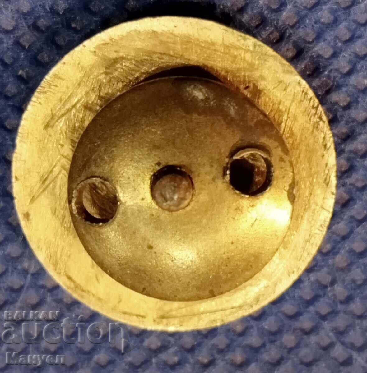 Βασιλικό παράσημο, κονκάρδα με τιμή 119.90 BGN | € 61.30