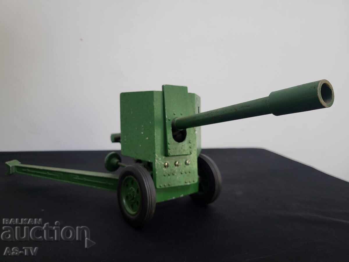 Стара Съветска играчка Оръдие с цена 95.00 лв. | € 48.57 Стара Съветска играчка Оръдие с цена 95.00 лв. | € 48.57