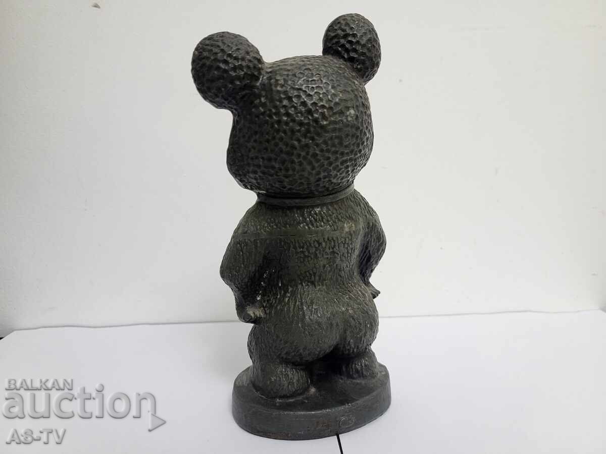 Παράδοση Παλαιό Χυτοσιδηρό Φιγούρα-παιχνίδι του Αρκουδάκι Μίσα Πρωταθλητής