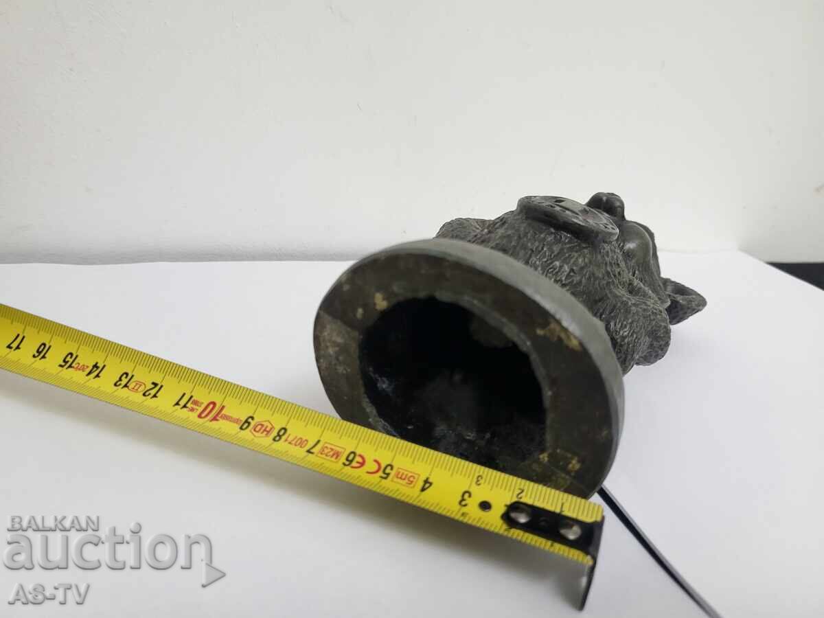 Παλαιό Χυτοσιδηρό Φιγούρα-παιχνίδι του Αρκουδάκι Μίσα Πρωταθλητής - 6