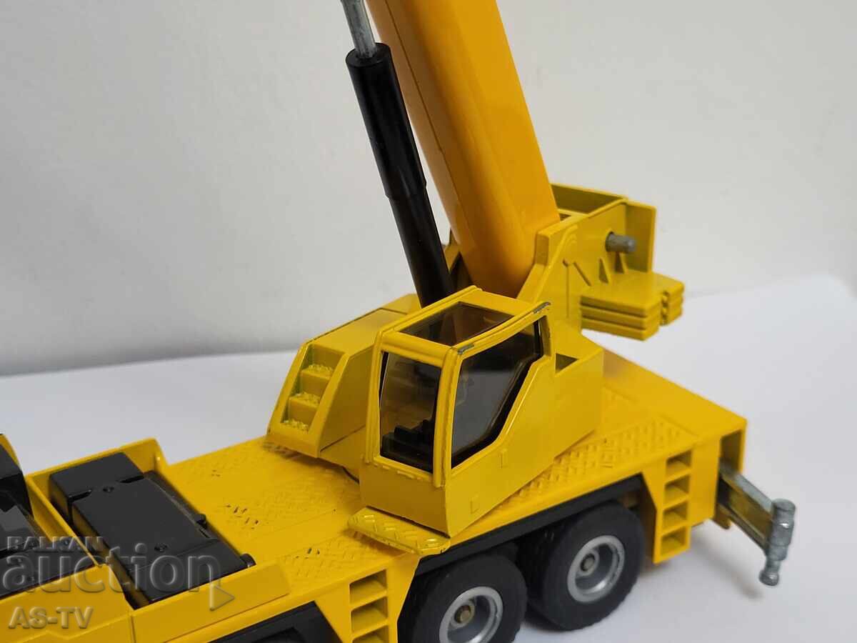 Licitație Jucărie Syku Licitație Jucărie Syku