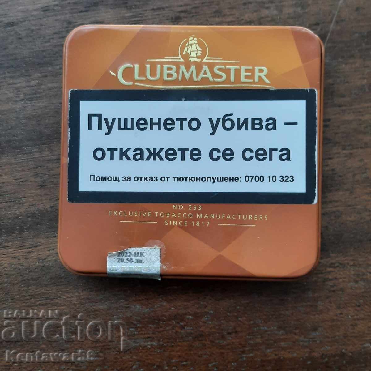 Metal cigarette case for cigars Metal cigarette case for cigars