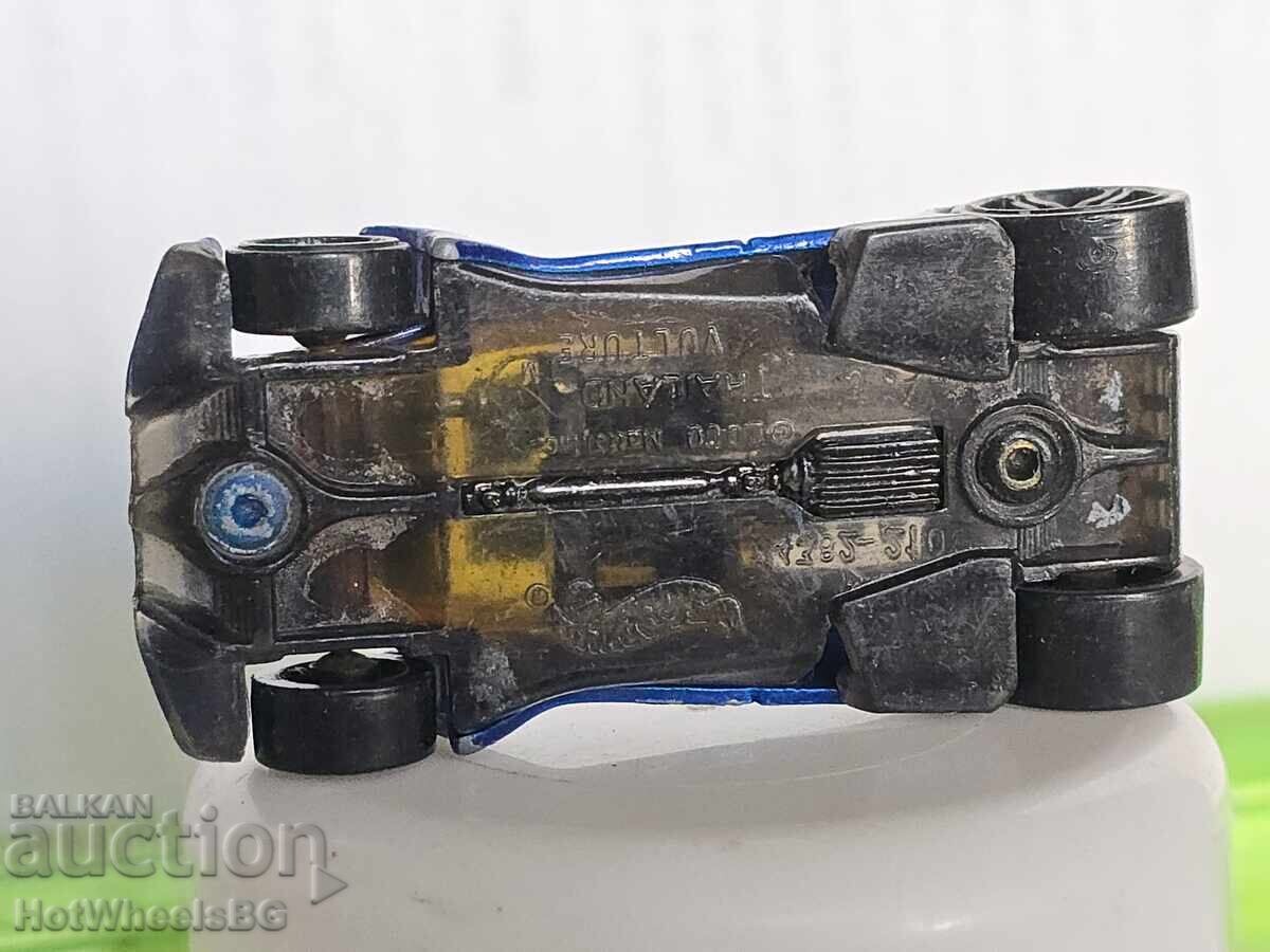 Hot Wheels metal trolley - 6 Hot Wheels metal trolley - 6