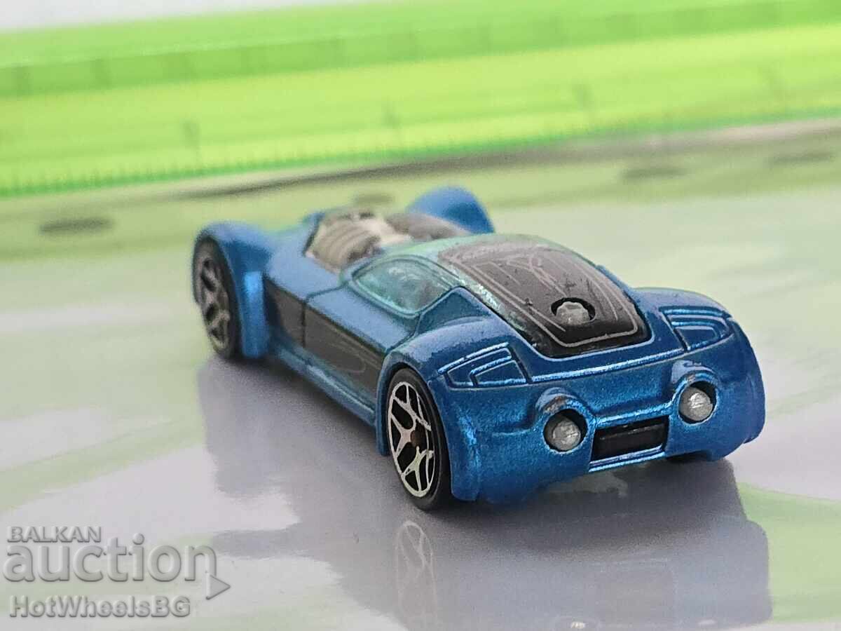 Delivery of Hot Wheels metal trolley