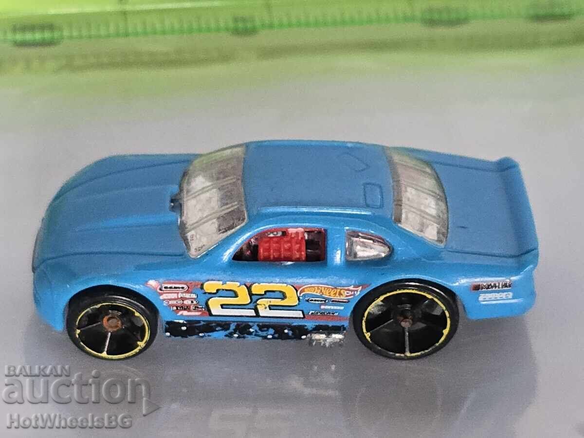 Delivery of Hot Wheels metal trolley