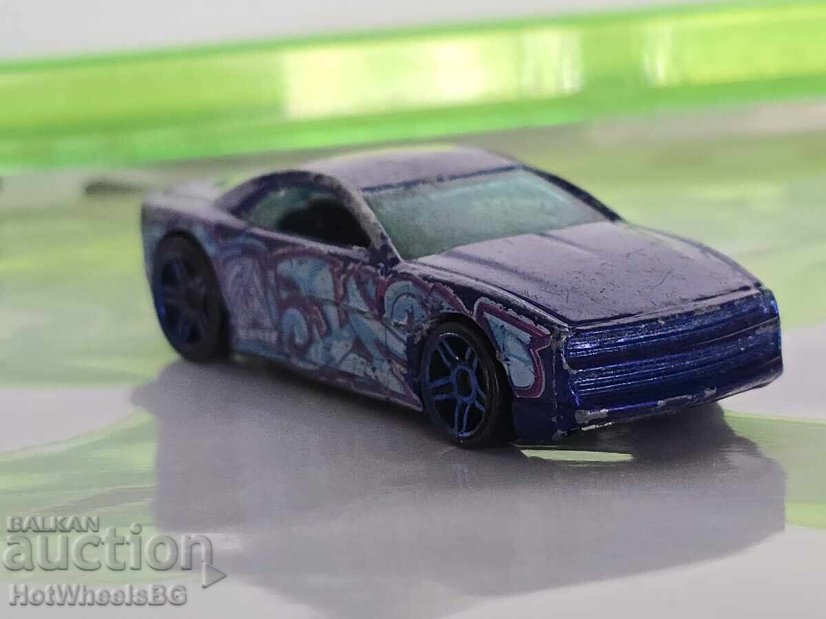 Auction  Hot Wheels metal trolley