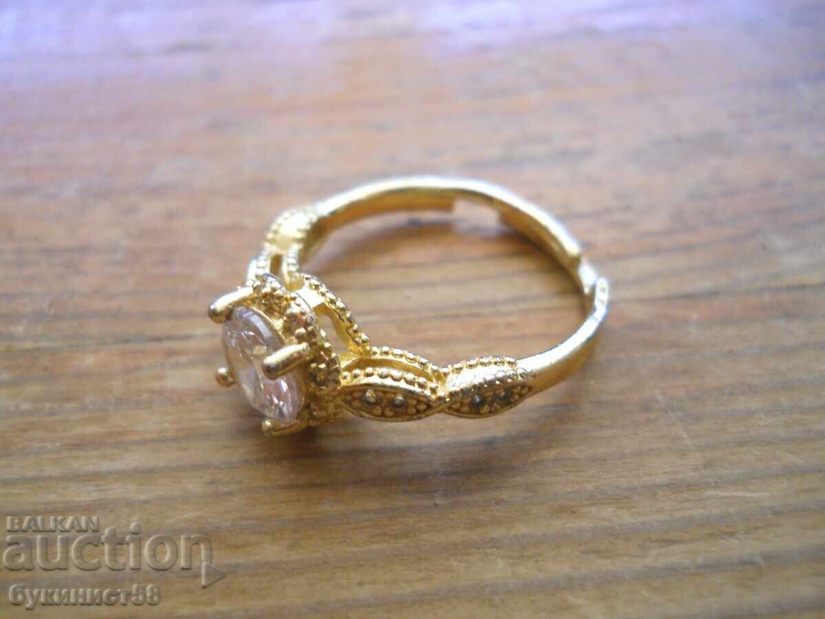 Inel de damă vechi cu preț 3.00 BGN | € 1.53