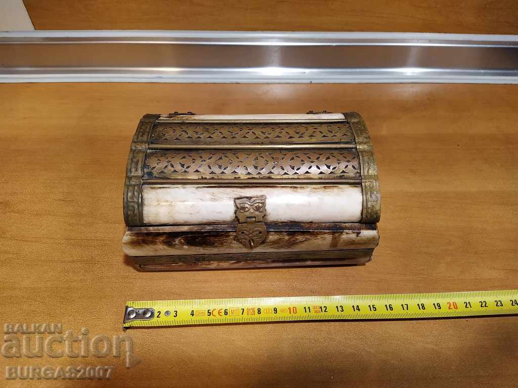 Large bone box - 1 Large bone box - 1